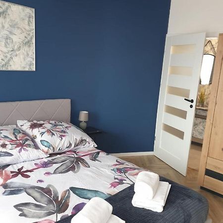 Modern Apartment Ополе Экстерьер фото