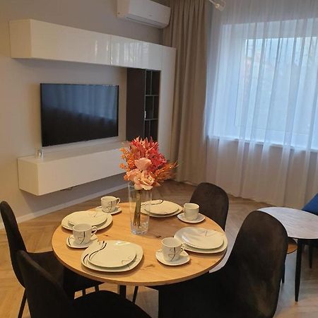 Modern Apartment Ополе Экстерьер фото