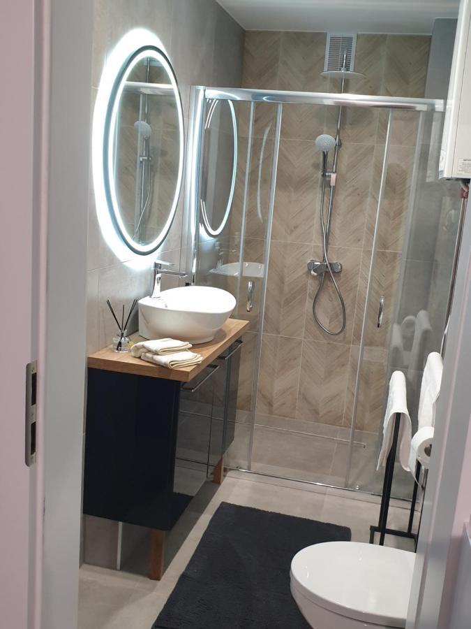 Modern Apartment Ополе Экстерьер фото